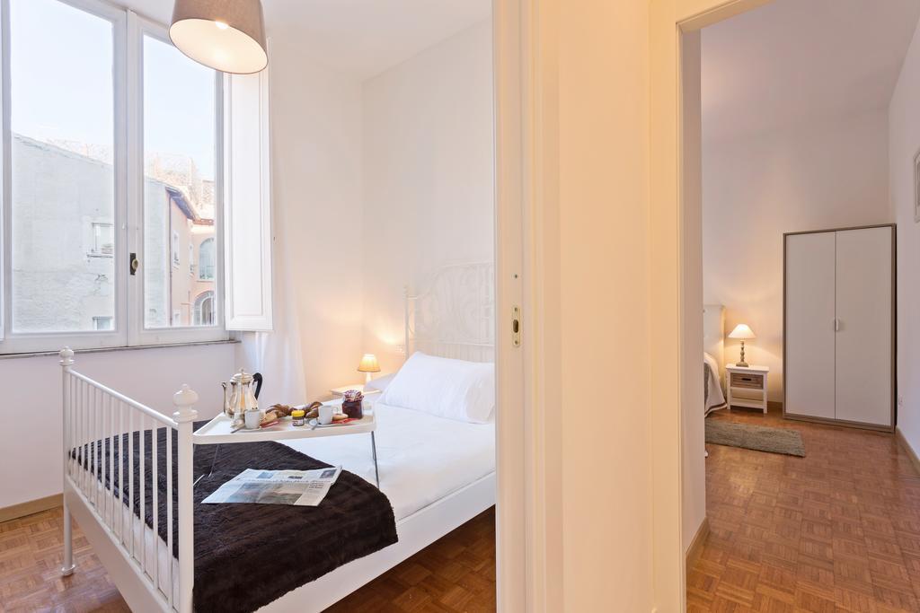 Townhouse By The Spanish Steps Roma Cameră foto